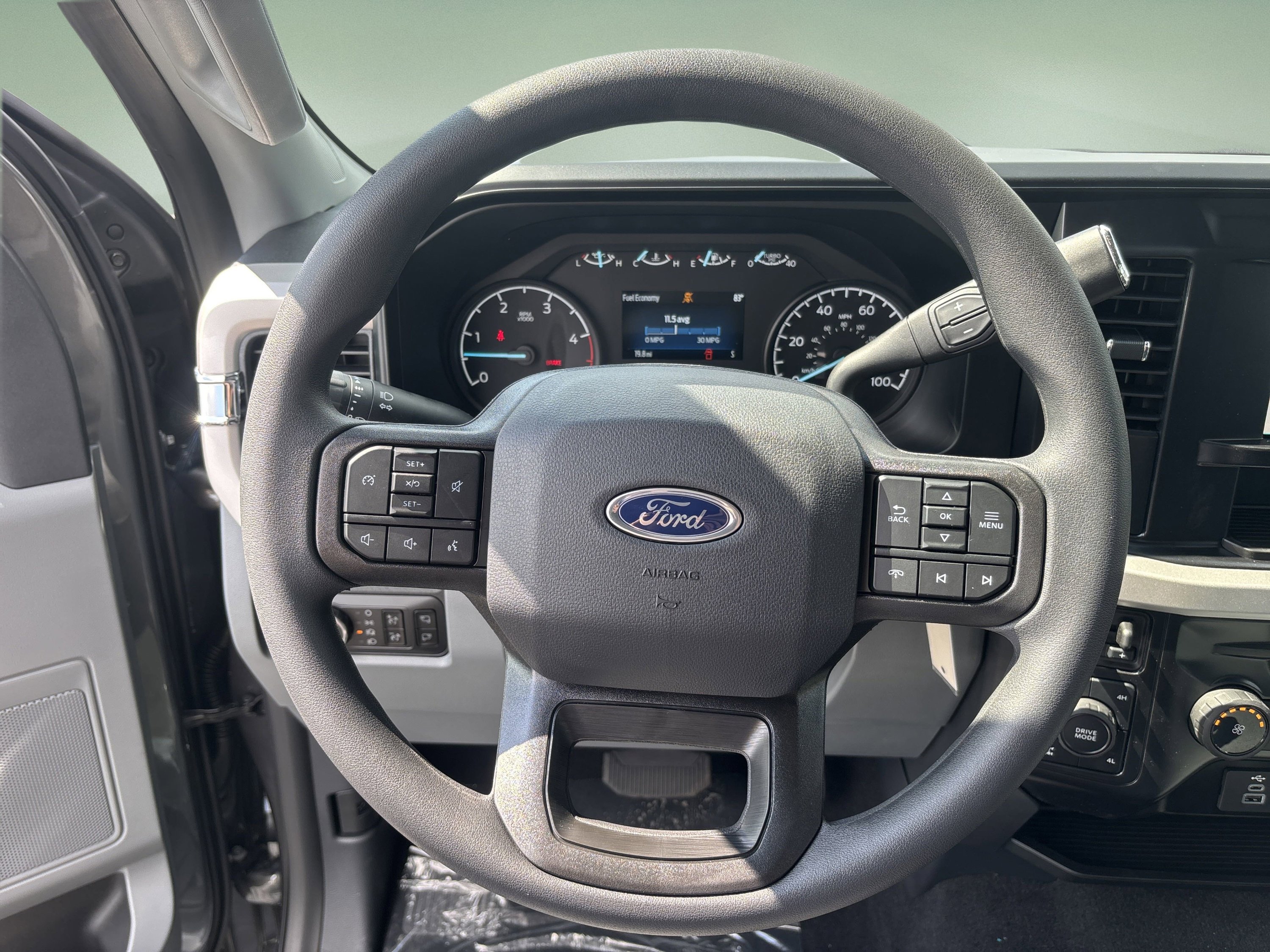 New 2025 Ford F250 XLT image 3
