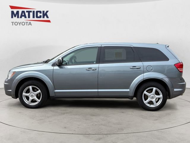 Used 2009 Dodge Journey SXT w/ Chrome Appearance Group FWD image 4