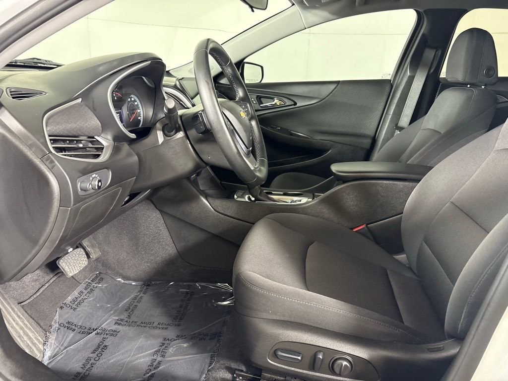 Used 2023 Chevrolet Malibu RS FWD image 23