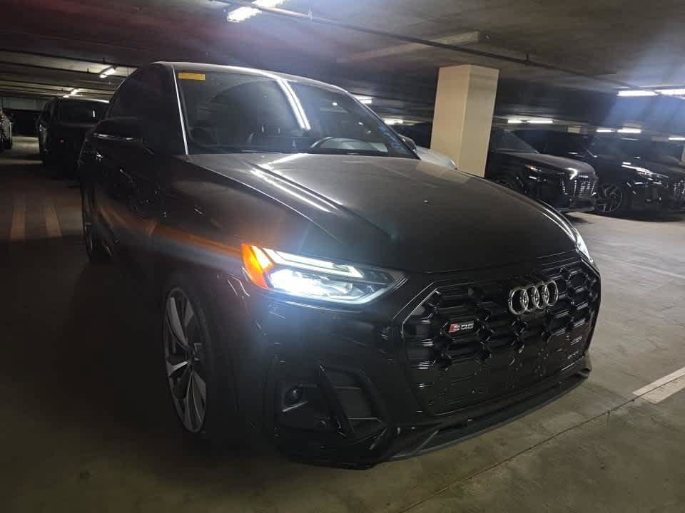 Used 2023 Audi SQ5 Premium Plus w/ Premium Plus Package AWD/4WD image 4