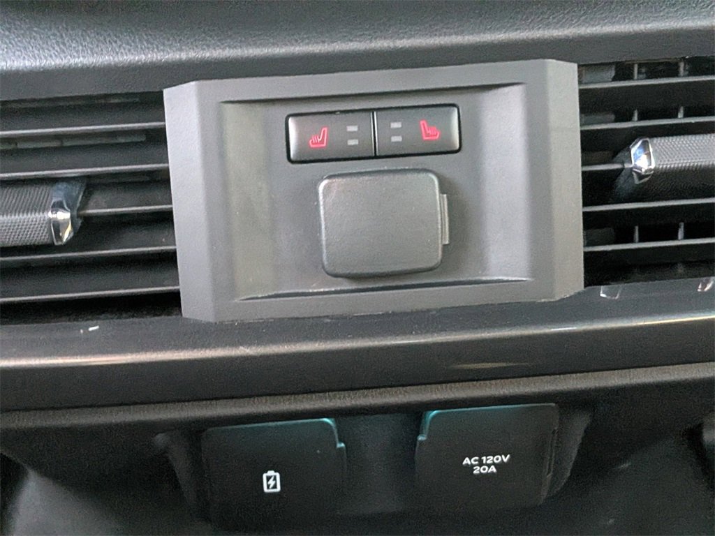 Used 2023 Ford F150 Lariat w/ Equipment Group 502A High image 14