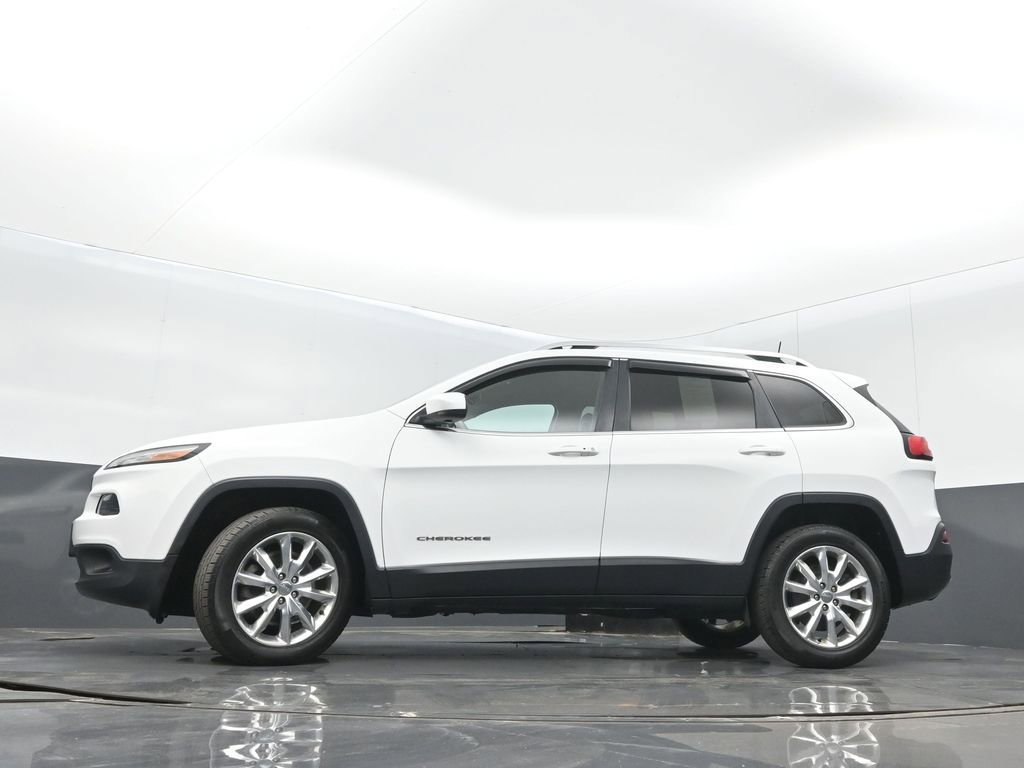 Used 2016 Jeep Cherokee Limited AWD/4WD image 33