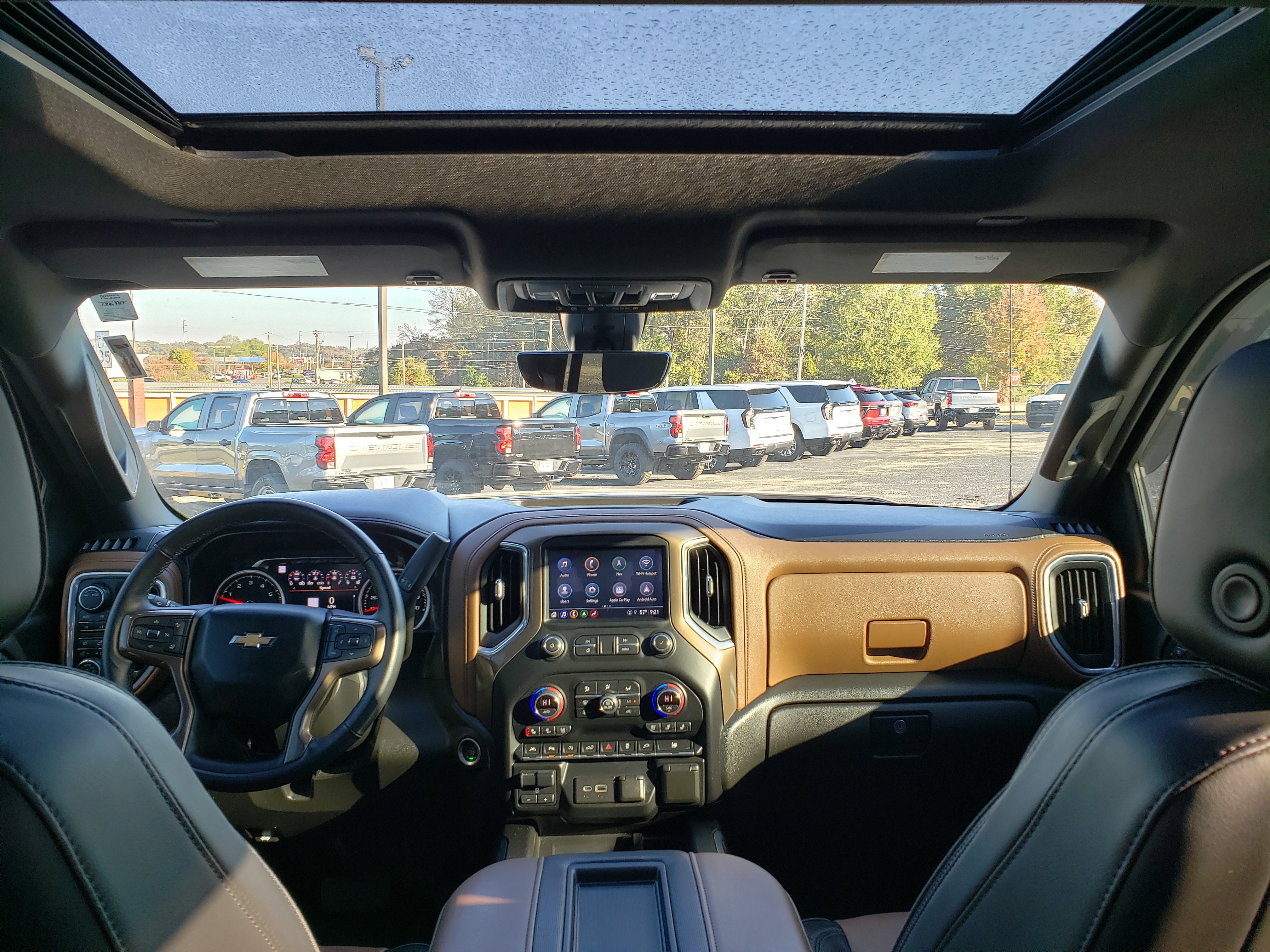 Used 2024 Chevrolet Silverado 1500 High Country w/ Technology Package image 36