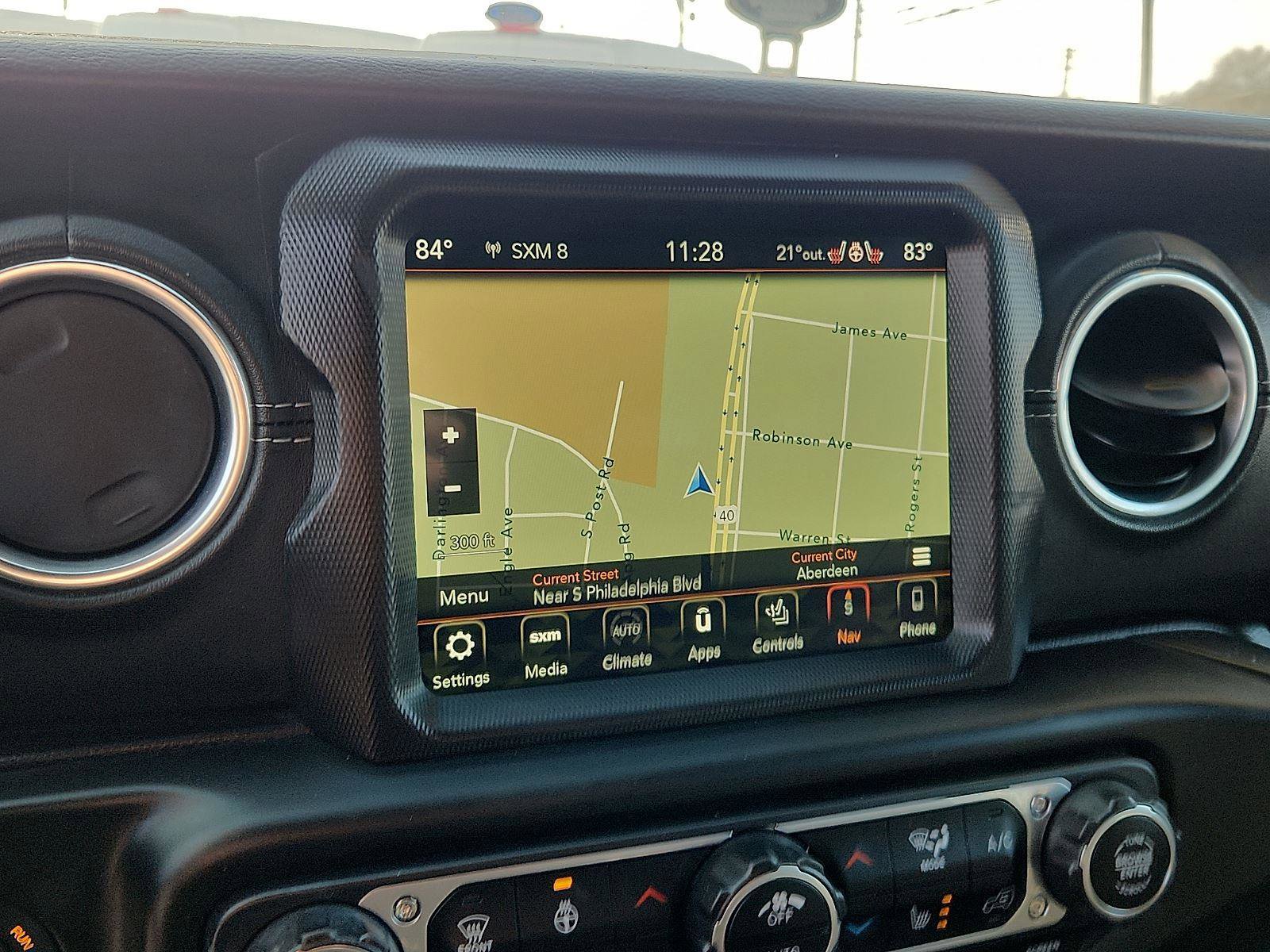 Used 2018 Jeep Wrangler Unlimited Sahara image 16