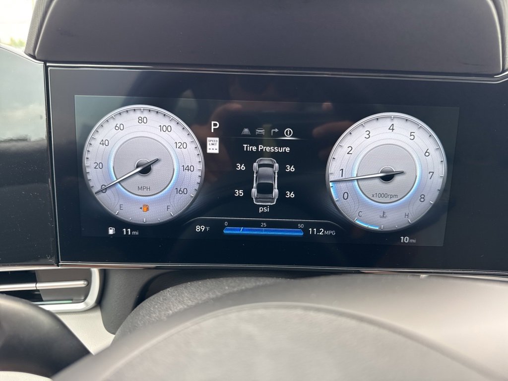 New 2025 Hyundai Elantra Limited image 21