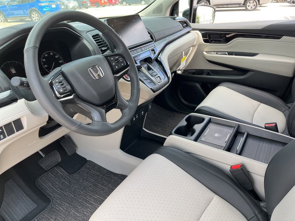 Certified 2026 Honda Odyssey Elite image 19