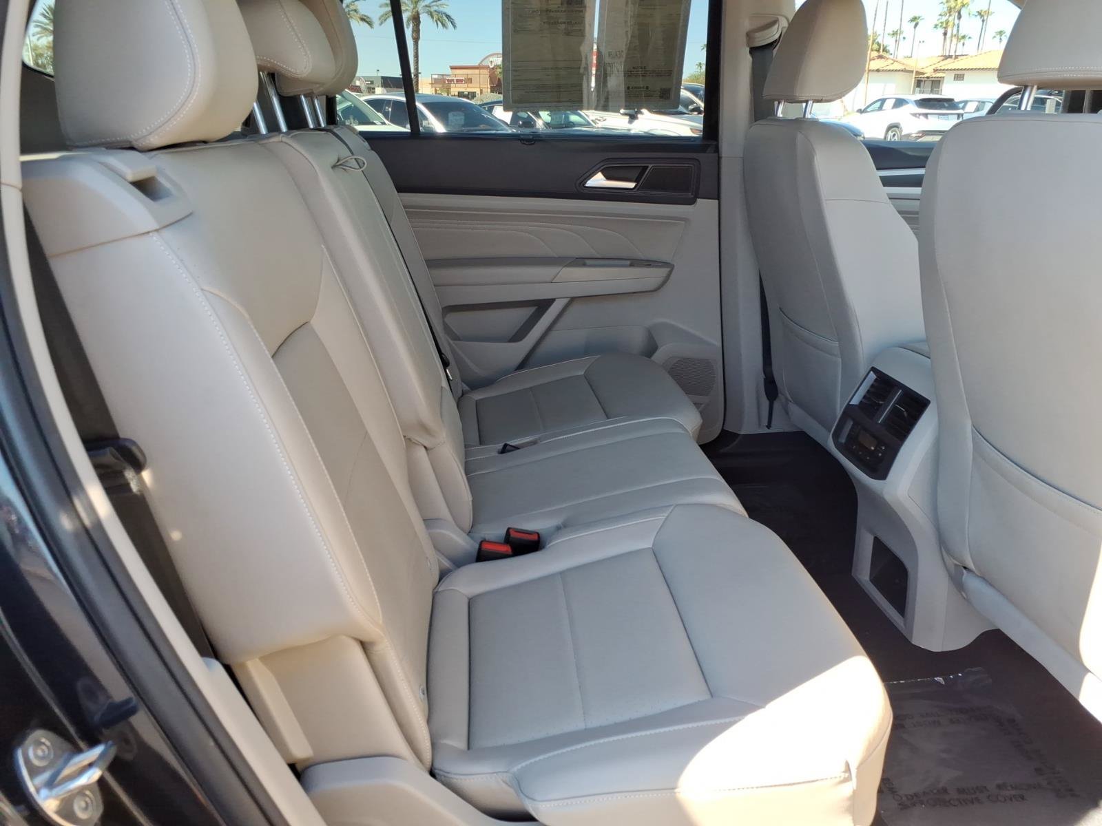 Used 2023 Volkswagen Atlas SE FWD image 13