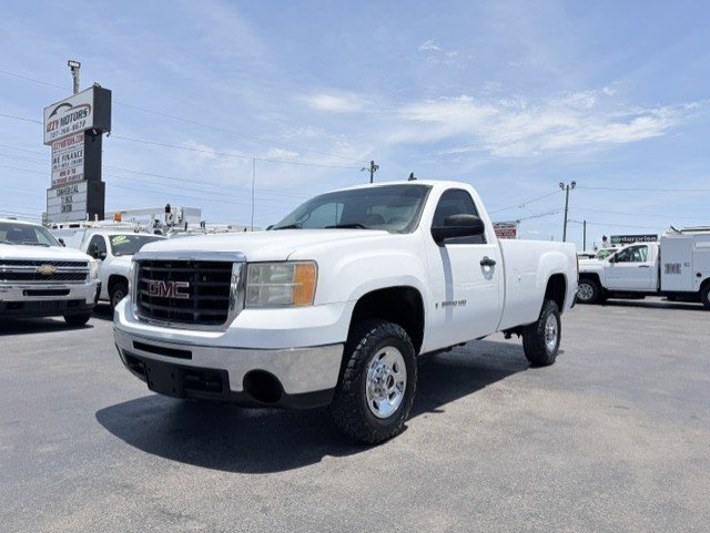 Used 2007 GMC Sierra 2500 W/T w/ Fleet Convenience Package RWD image 2
