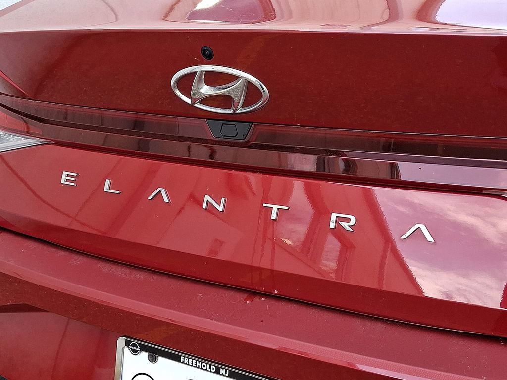 Used 2023 Hyundai Elantra SEL w/ Convenience Package image 32