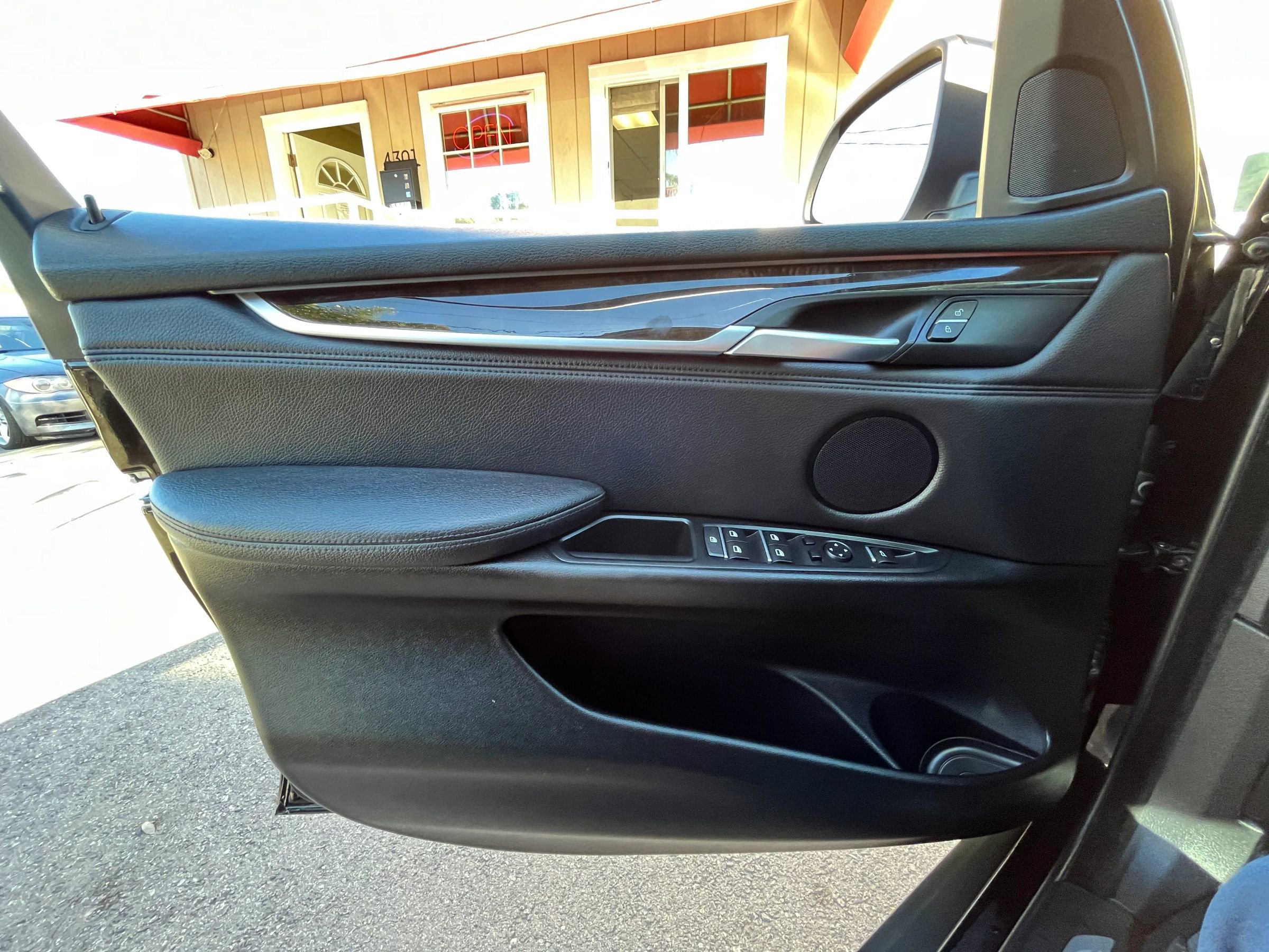 Used 2014 BMW X5 sDrive35i image 9