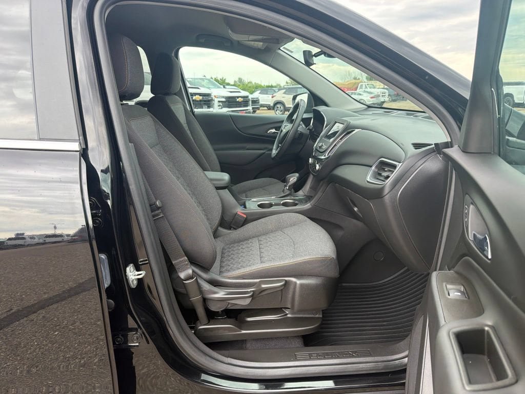 Certified 2022 Chevrolet Equinox LT FWD image 24