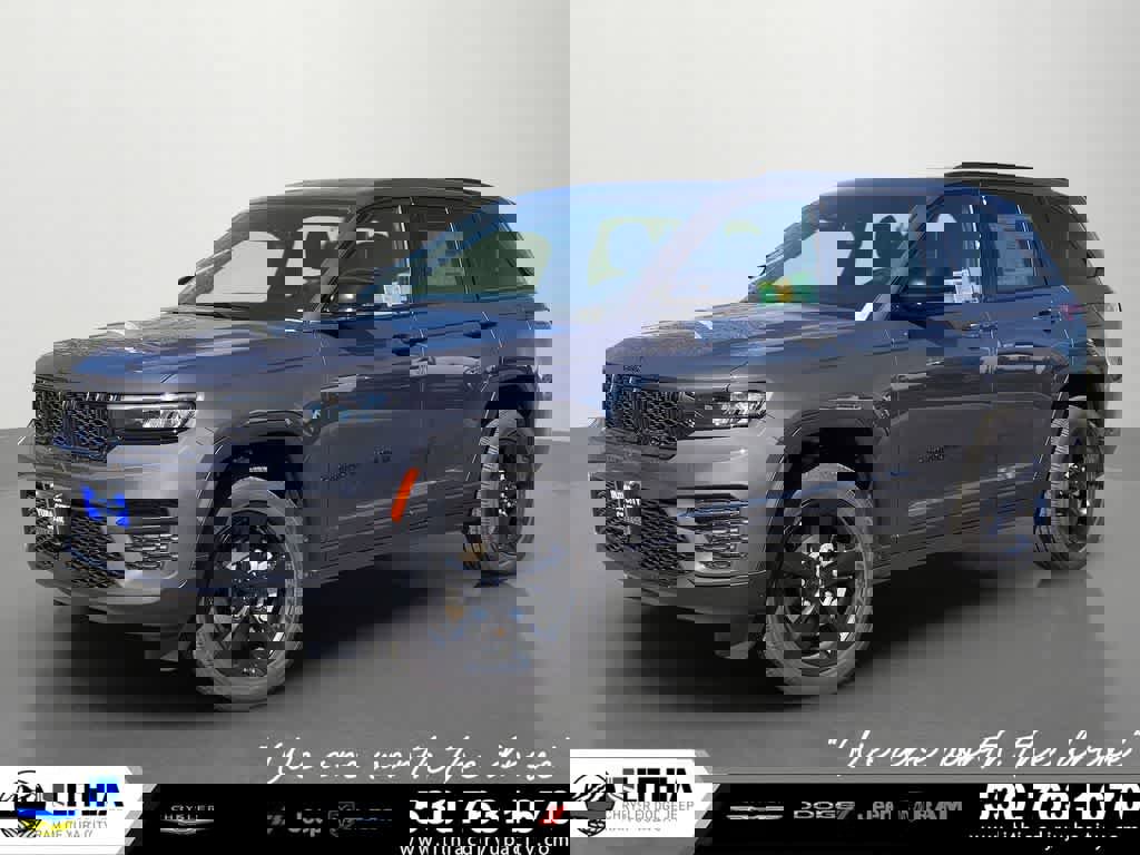 New 2025 Jeep Grand Cherokee Altitude image 1