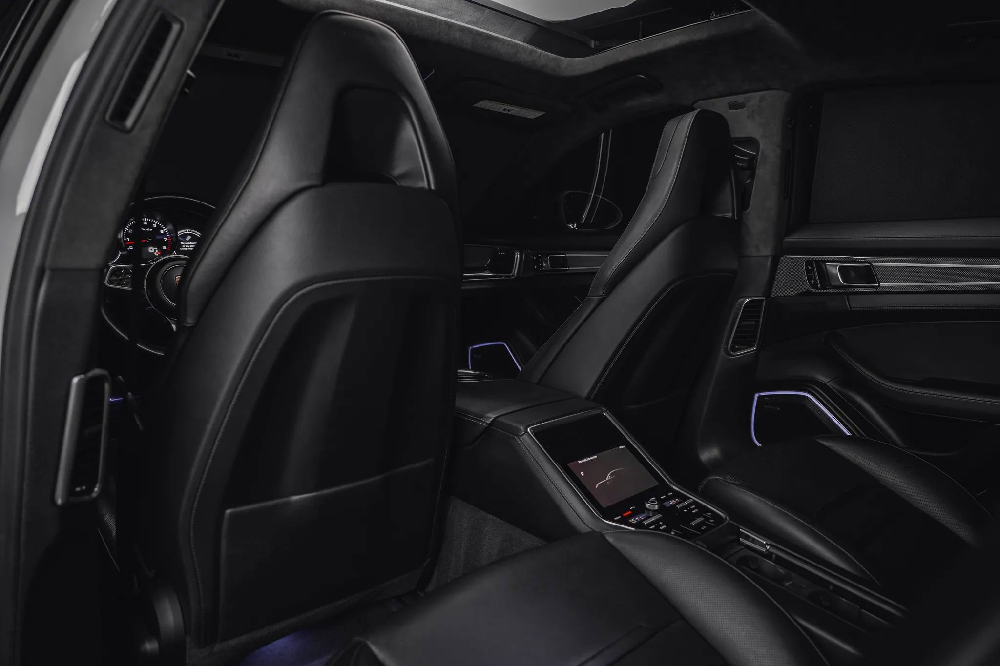 Used 2017 Porsche Panamera Turbo image 46