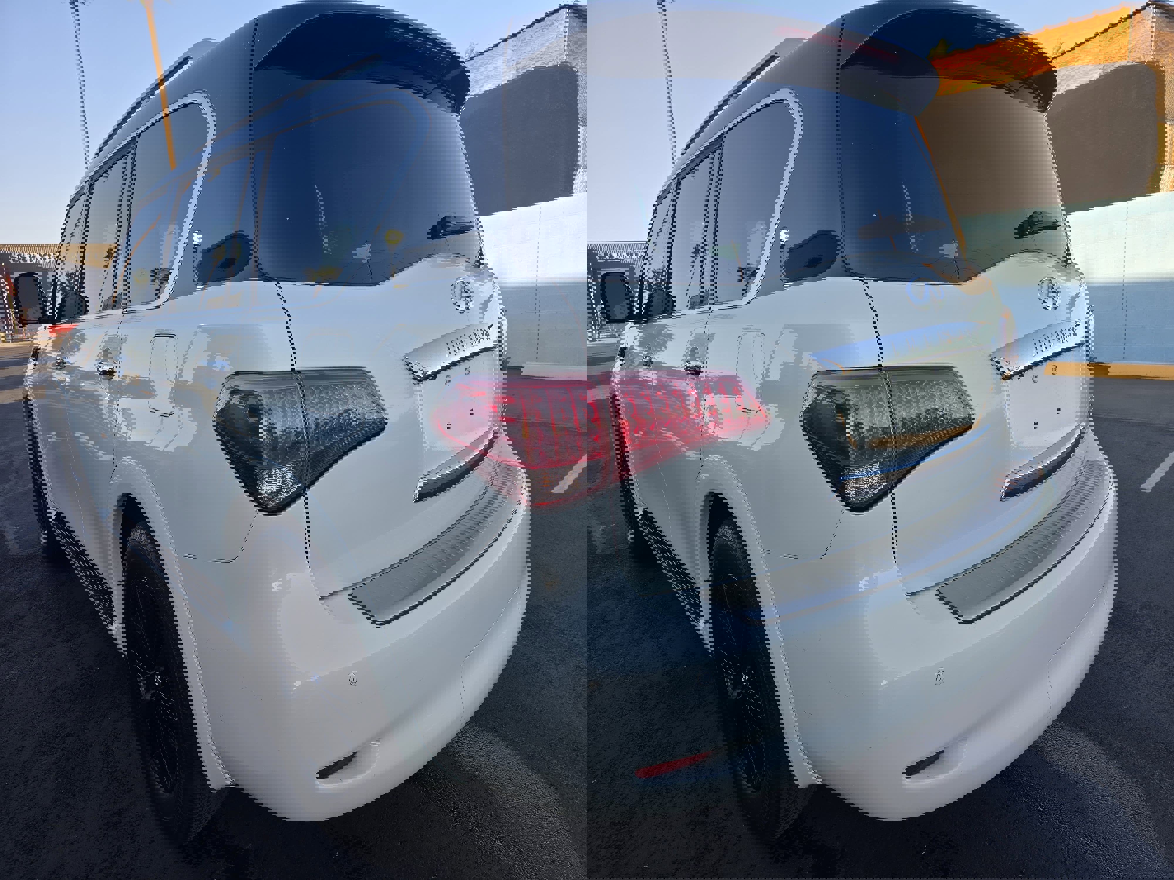 Used 2012 INFINITI QX56 2WD 4dr 7-passenger w/ Theater Pkg image 5