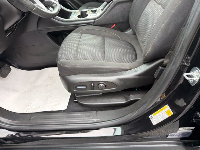 Used 2023 GMC Acadia SLE w/ Driver Convenience Package AWD/4WD image 11
