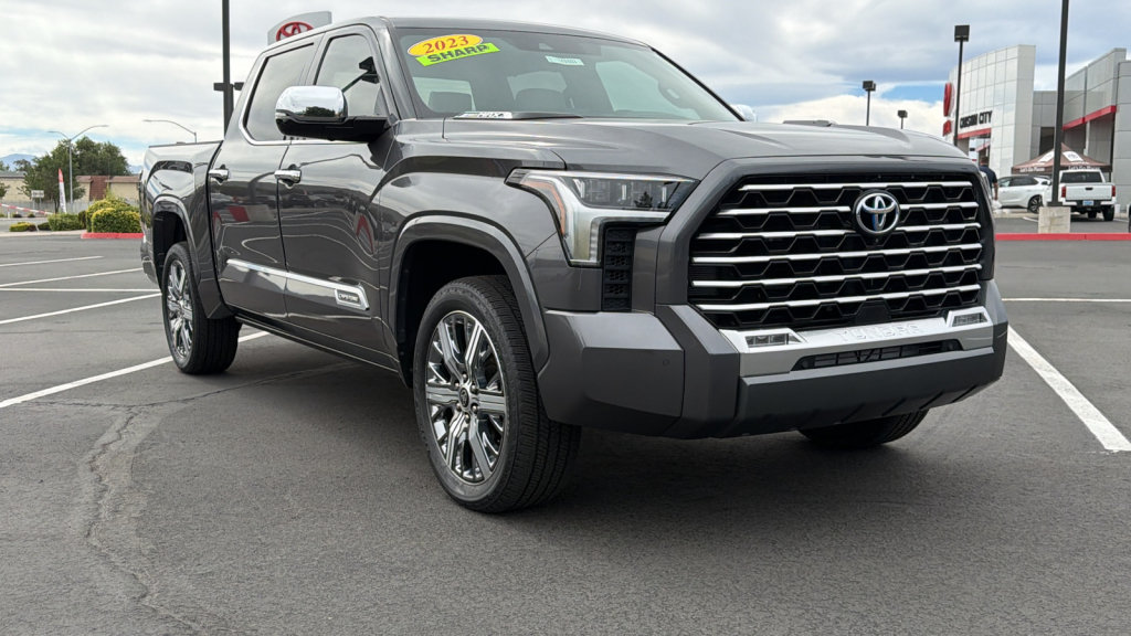 Used 2023 Toyota Tundra Capstone AWD/4WD image 1