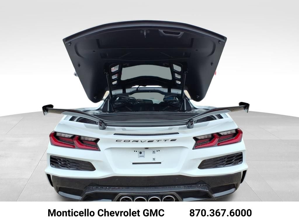 New 2026 Chevrolet Corvette Z06 w/ Z07 Performance Package image 7