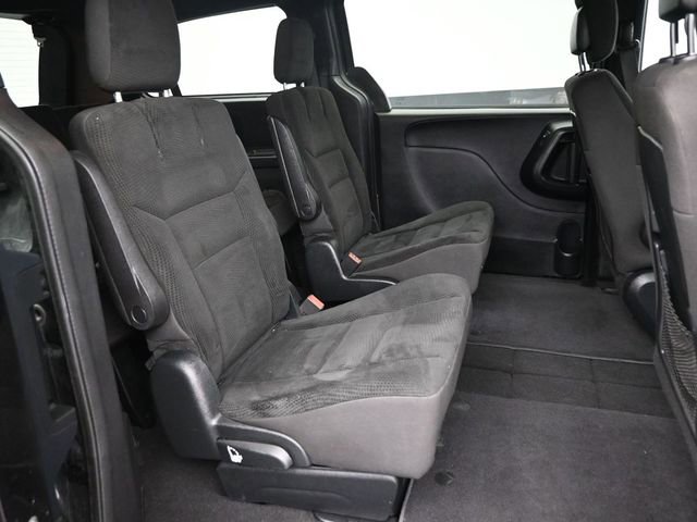 Used 2020 Dodge Grand Caravan SE FWD image 13