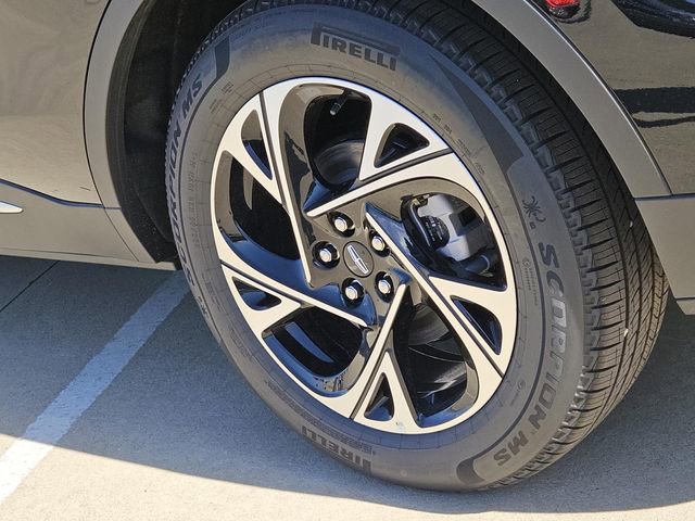 New 2026 Lincoln Nautilus Reserve AWD/4WD image 8