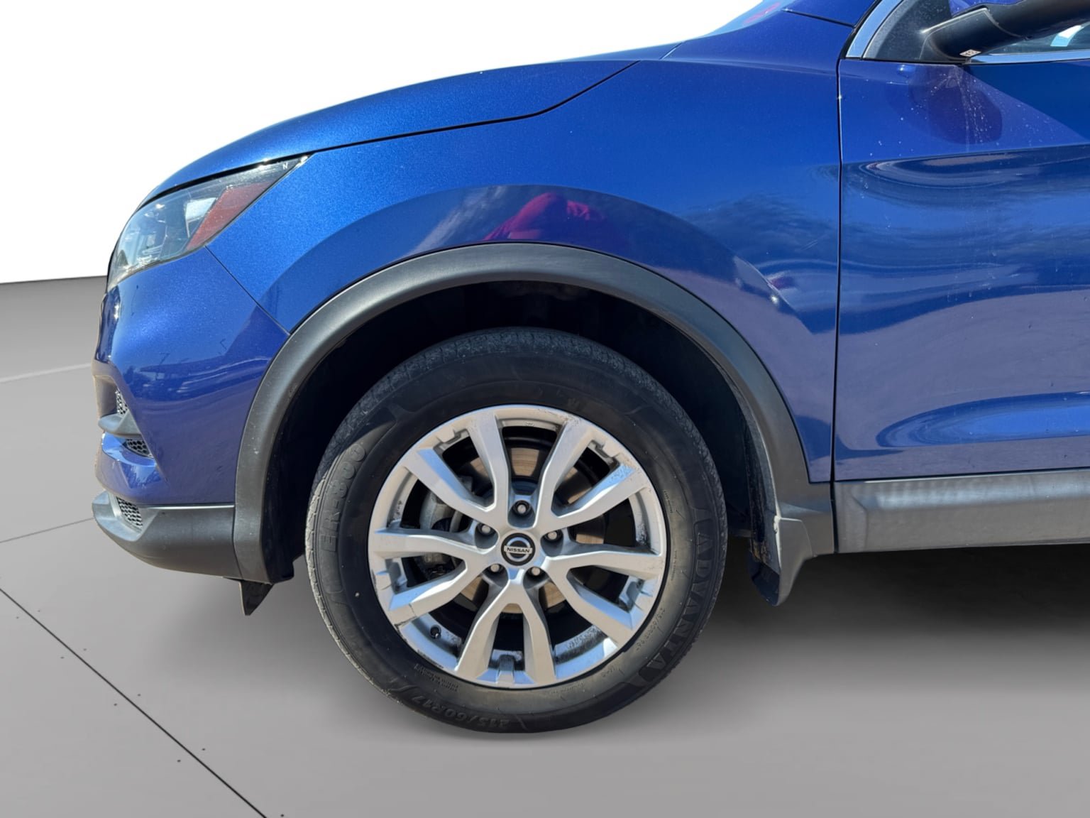Used 2020 Nissan Rogue Sport S w/ Appearance Package FWD image 9