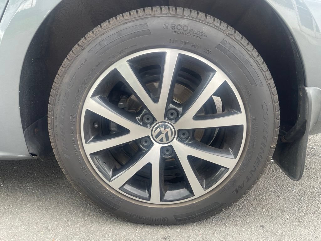 Used 2017 Volkswagen Jetta SE FWD image 10