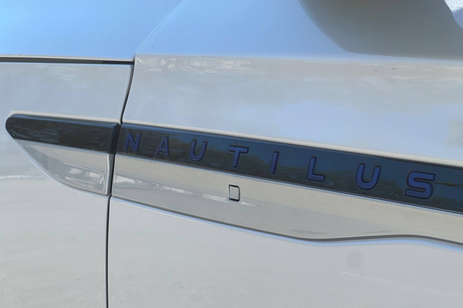 New 2026 Lincoln Nautilus Reserve AWD/4WD image 23