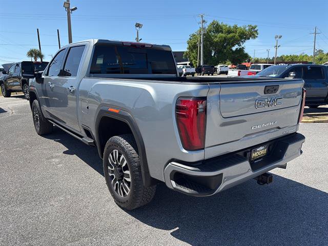 Used 2024 GMC Sierra 2500 Denali Ultimate image 6