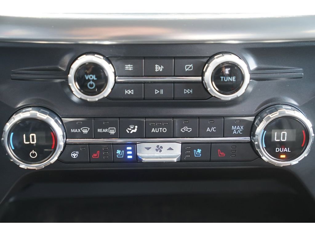 Used 2021 Ford F150 Lariat w/ Equipment Group 502A High AWD/4WD image 21