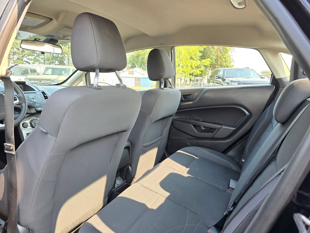 Used 2019 Ford Fiesta SE FWD image 13