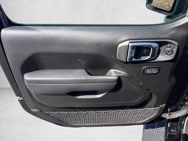 Used 2023 Jeep Wrangler Sport S image 11