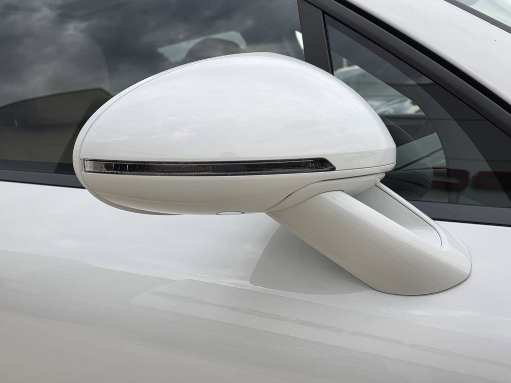 Certified 2026 Porsche Macan AWD/4WD image 48