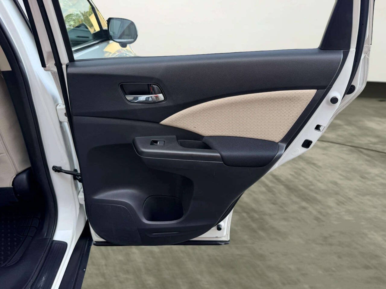 Used 2015 Honda CR-V EX image 22