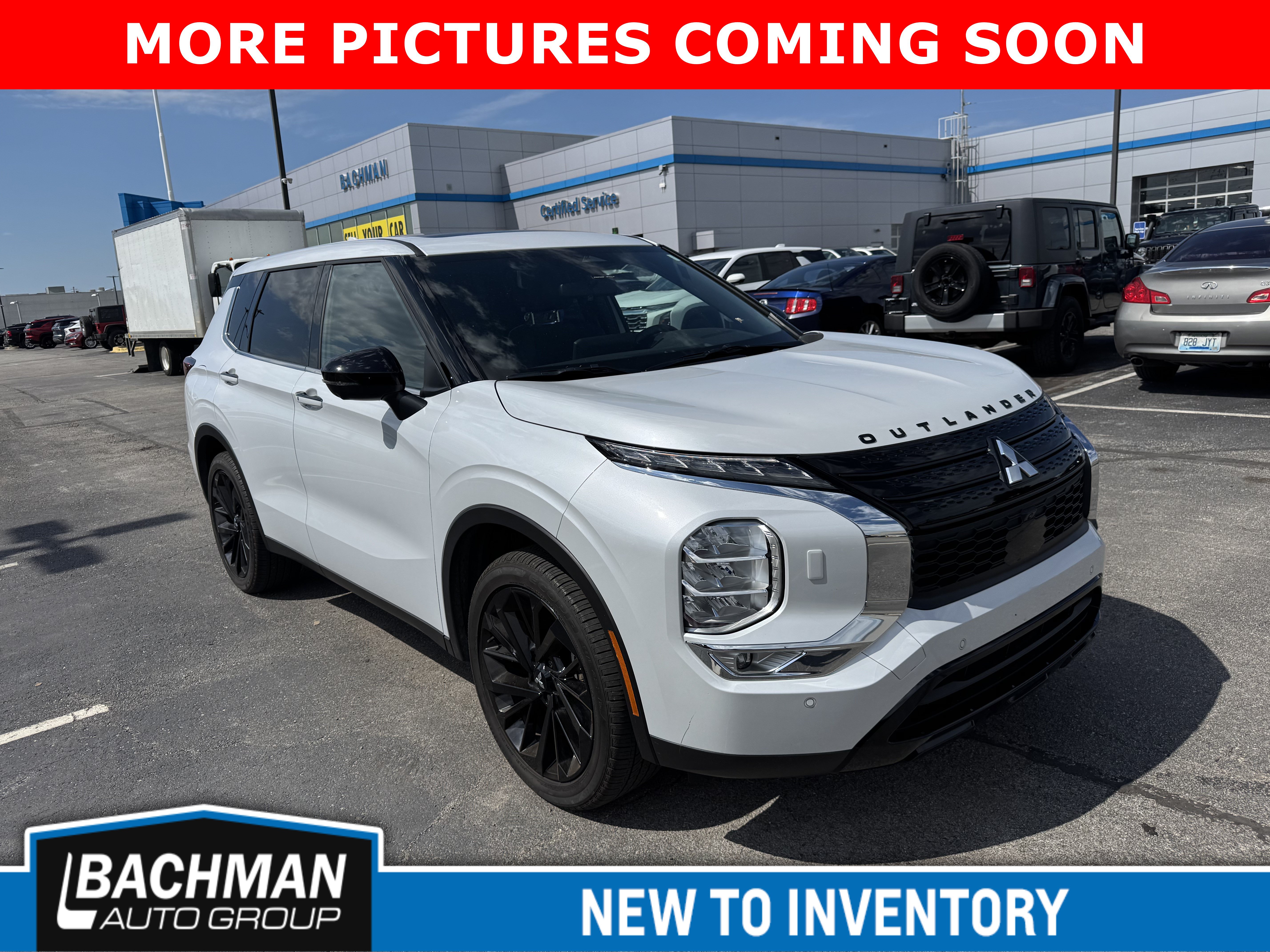 Used 2024 Mitsubishi Outlander SE Black Edition
