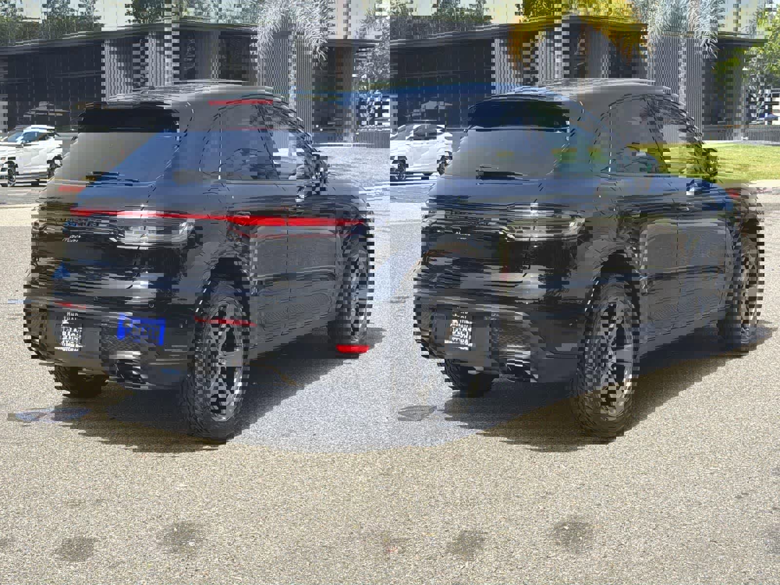 Used 2022 Porsche Macan image 6