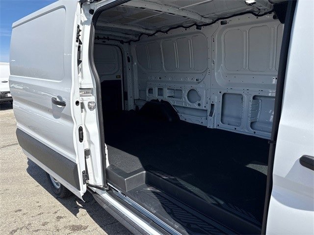 New 2025 Ford Transit 250 Low Roof image 21