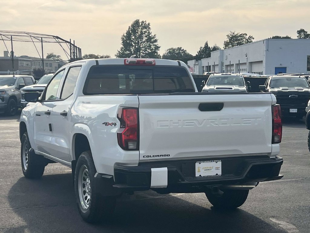 New 2026 Chevrolet Colorado W/T w/ Advanced Trailering Package AWD/4WD image 4