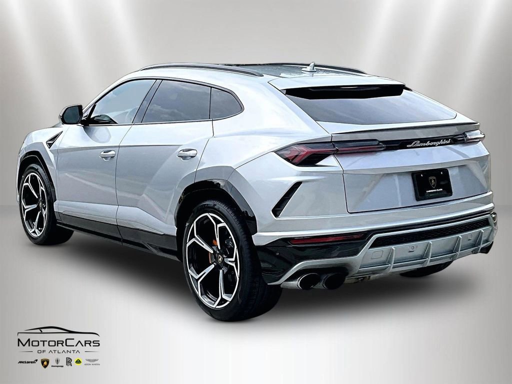 Used 2020 Lamborghini Urus AWD/4WD image 11