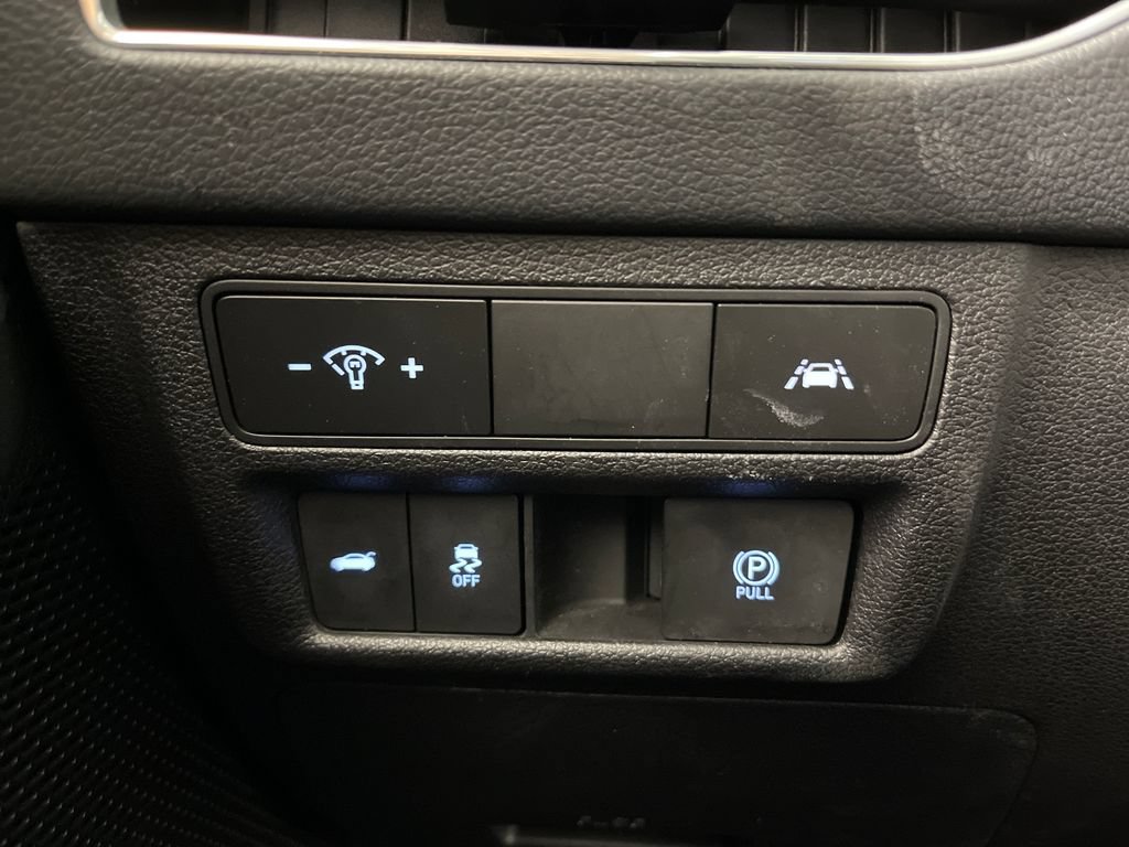 Certified 2022 Hyundai Sonata SEL w/ Winter Weather Package FWD image 31
