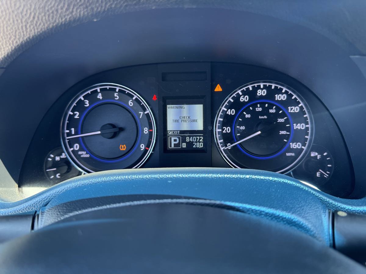 Used 2015 INFINITI Q40 AWD w/ Navigation Package image 13