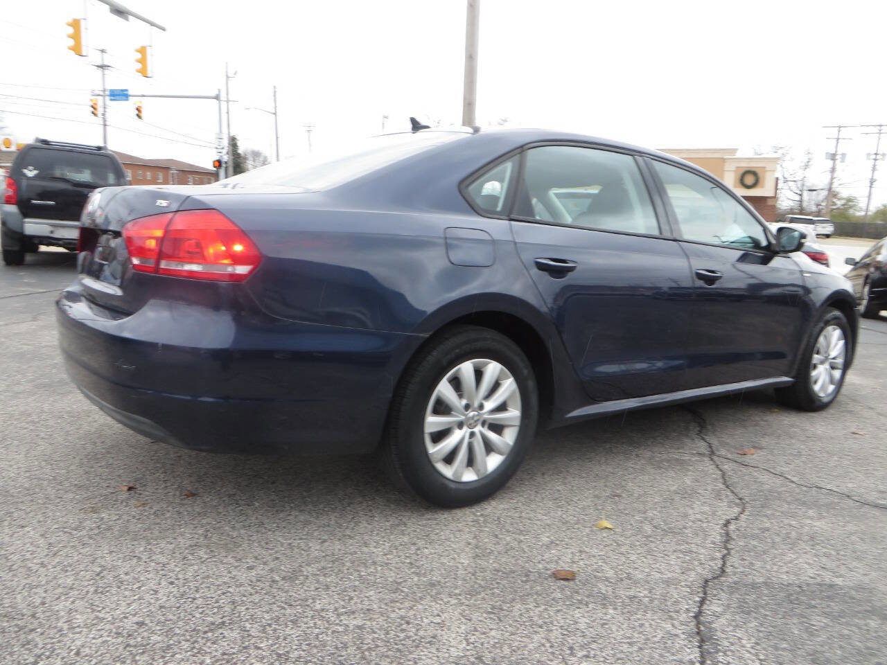 Used 2015 Volkswagen Passat 1.8T Wolfsburg Edition image 2