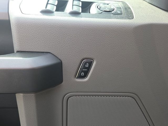 Certified 2019 Ford F150 XLT w/ Equipment Group 302A Luxury image 22