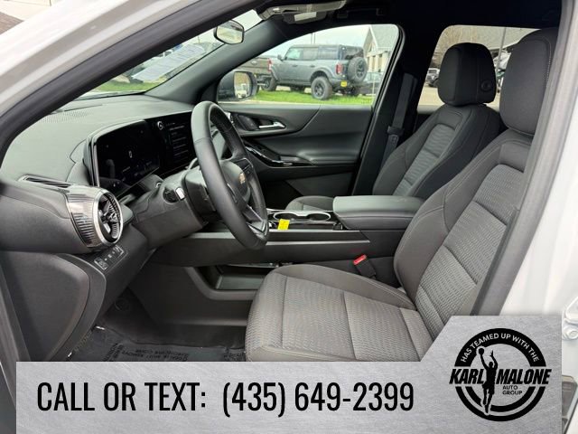 Used 2025 Chevrolet Equinox LT AWD/4WD image 13