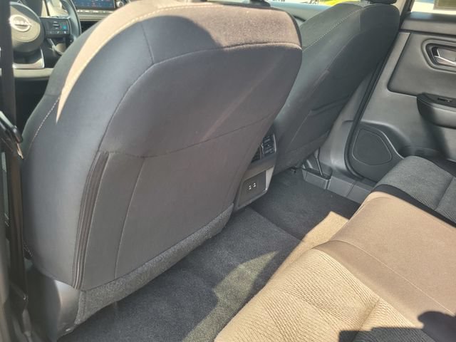 Certified 2024 Nissan Rogue SV AWD/4WD image 14