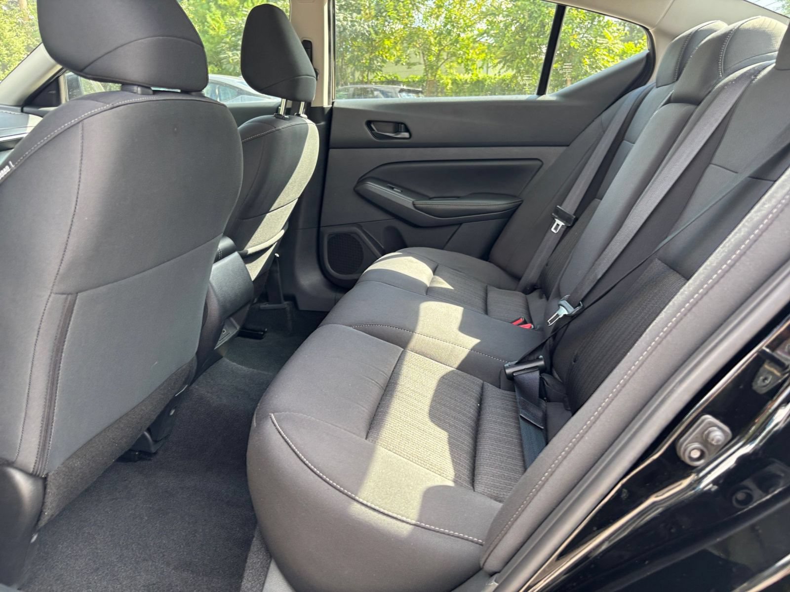 Used 2025 Nissan Altima 2.5 SV FWD image 25
