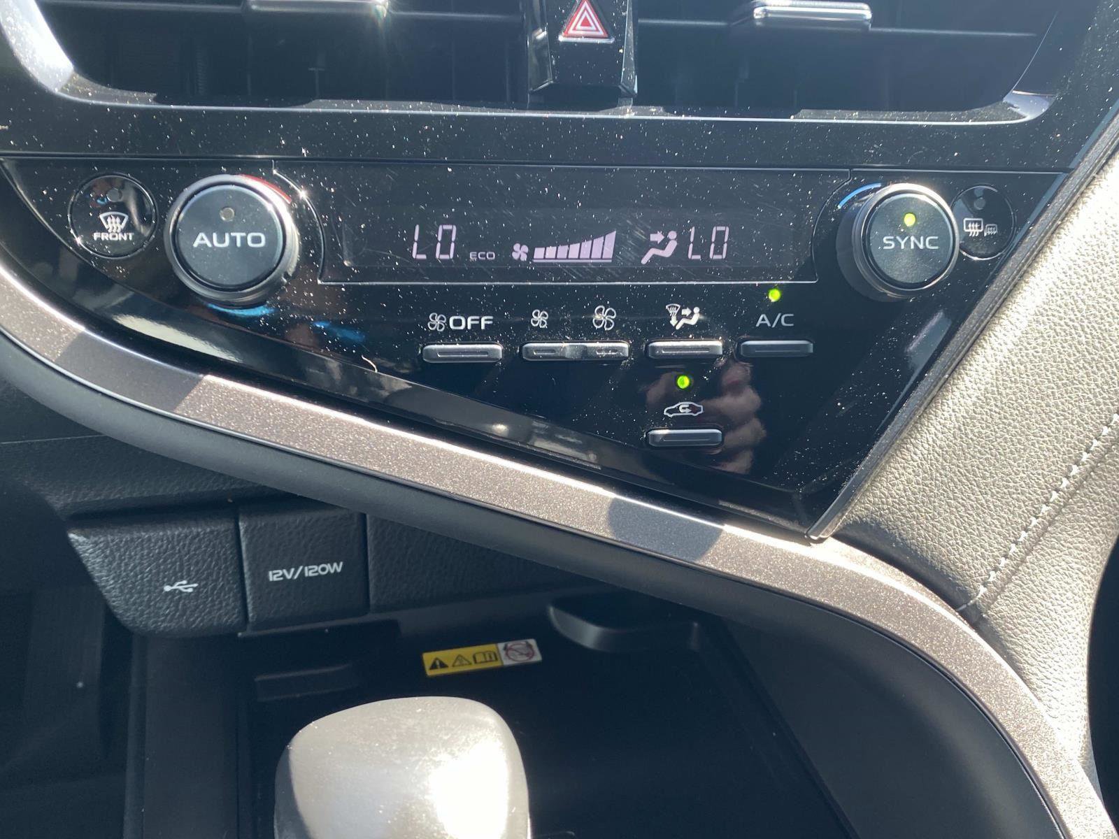 Used 2022 Toyota Camry XSE w/ Driver Assist Package image 29