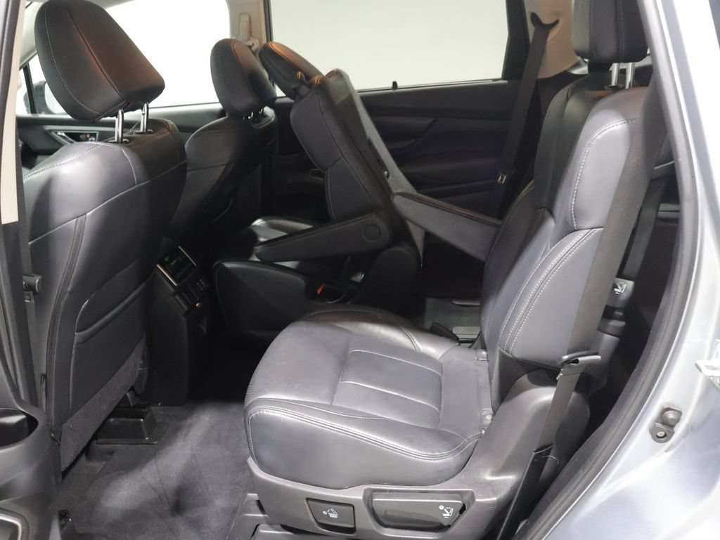 Used 2023 Subaru Ascent Limited AWD/4WD image 18