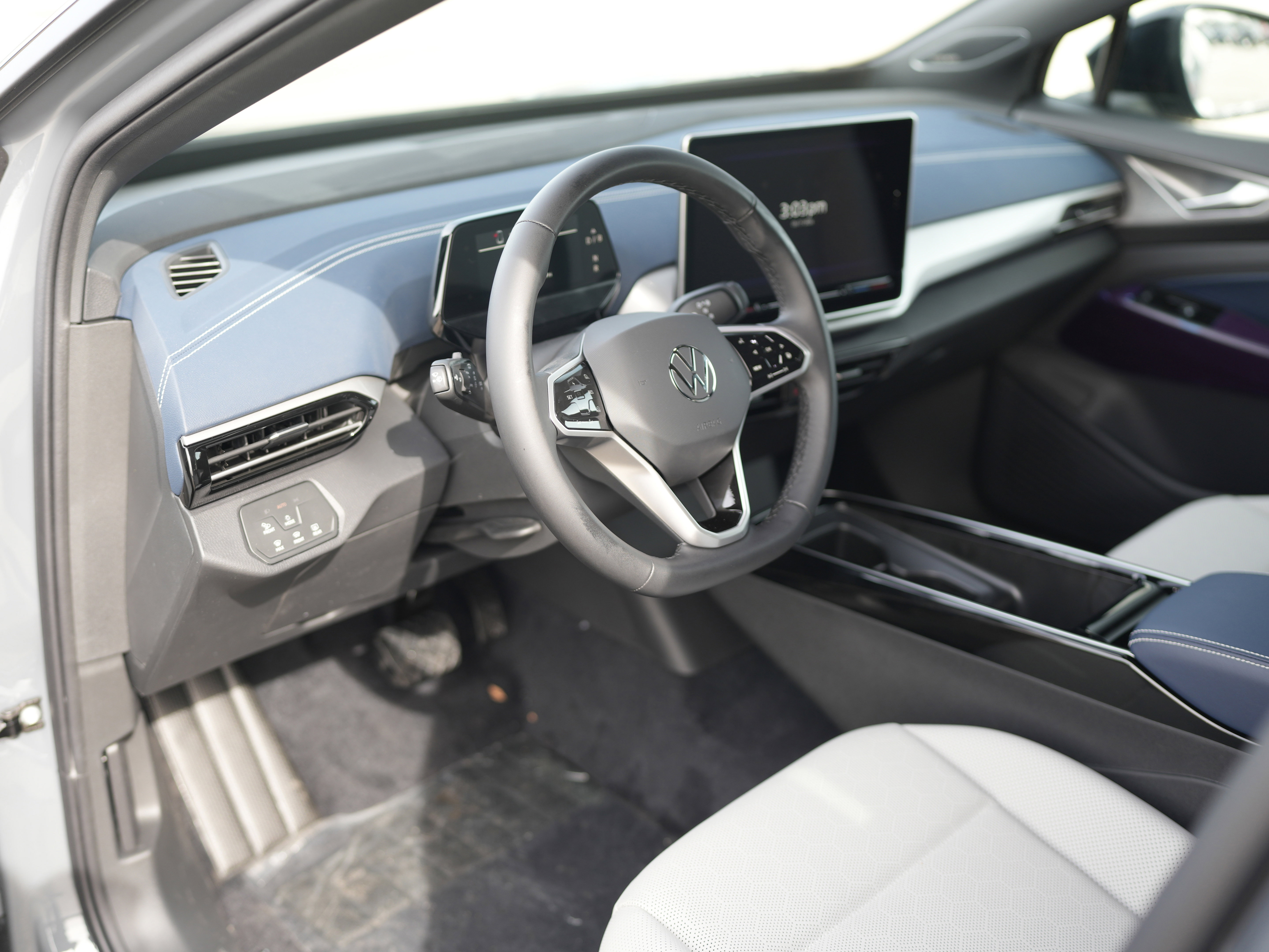 New 2026 Volkswagen ID.4 Pro S Plus image 12