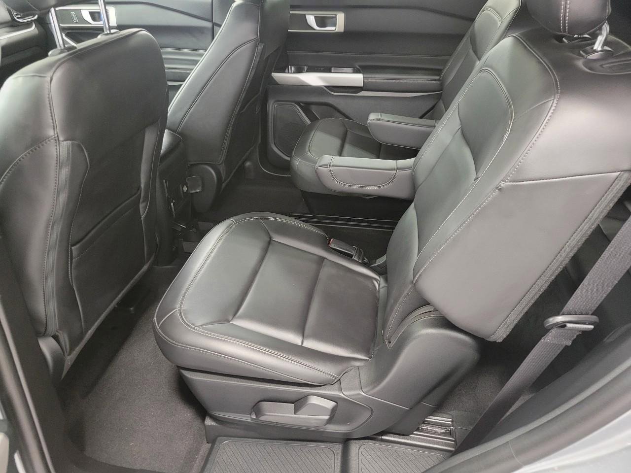 Used 2023 Ford Explorer XLT w/ Equipment Group 202A image 22