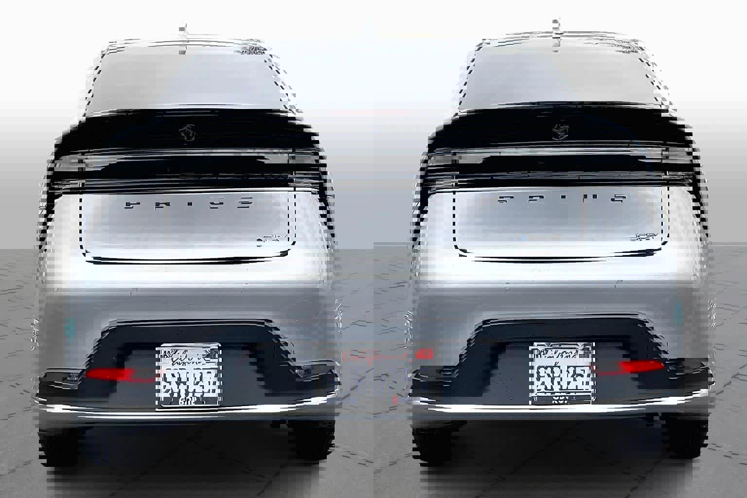 Used 2025 Toyota Prius Plug-In Hybrid image 4