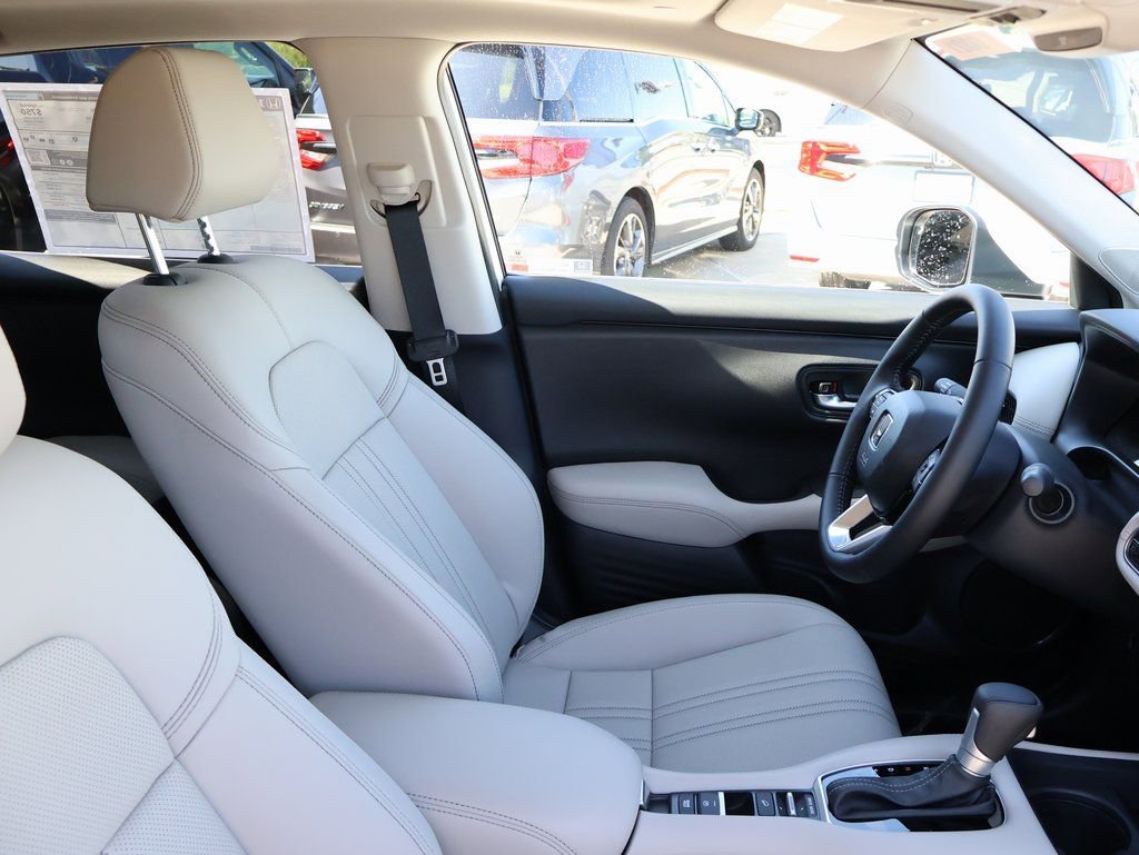 New 2026 Honda HR-V EX-L image 8